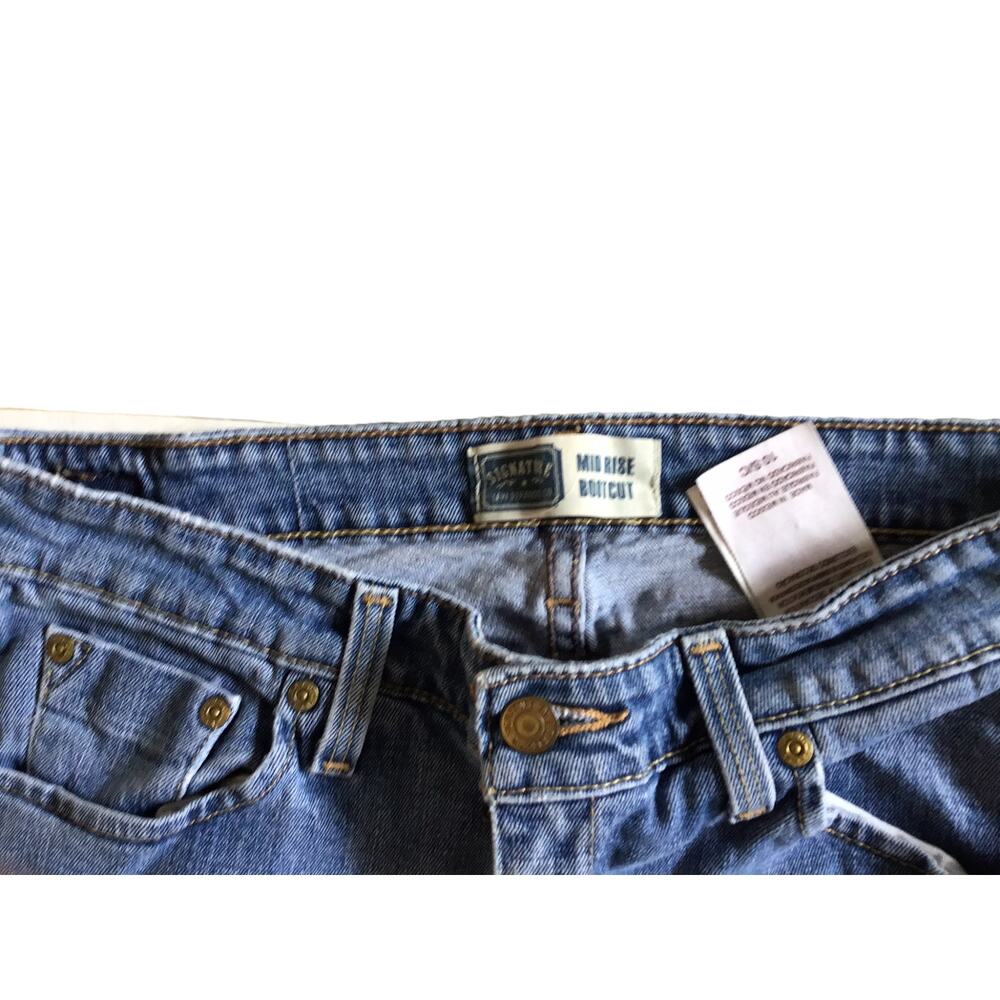 Signature Levis Mid Rise Boot Cut Women's Size 10 S/C - Picture 4 of 6